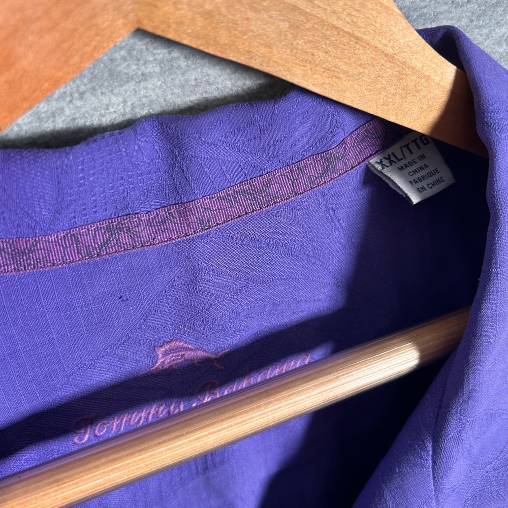 Tommy Bahama Shirt Mens XXL Purple Camp Silk Floral Jacquard Button Up Summer - Picture 4 of 10